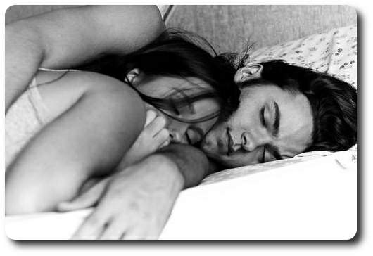 Entre tus brazos, poema de Lumy Quint